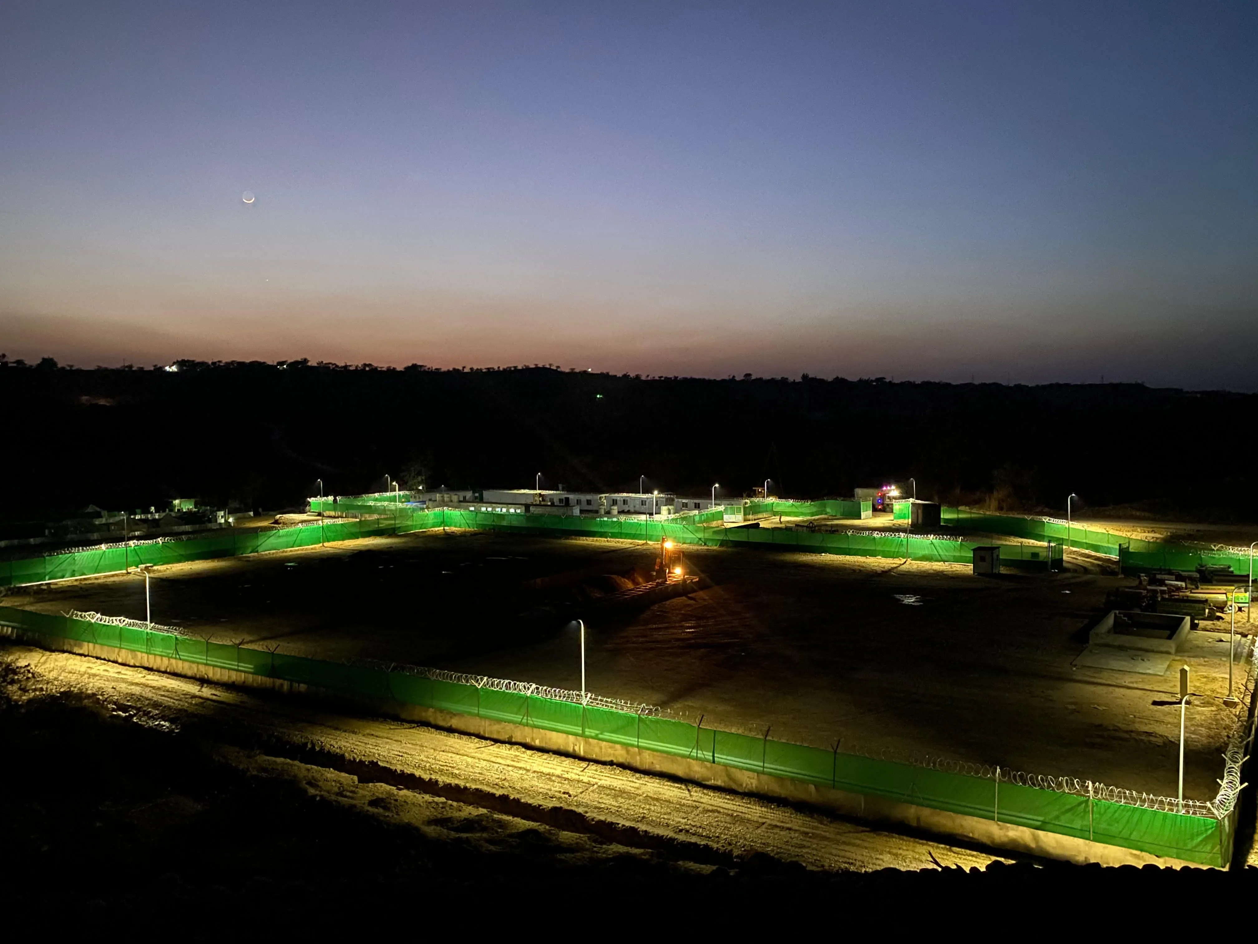 KUFPEC Makhad X1 well site under construction